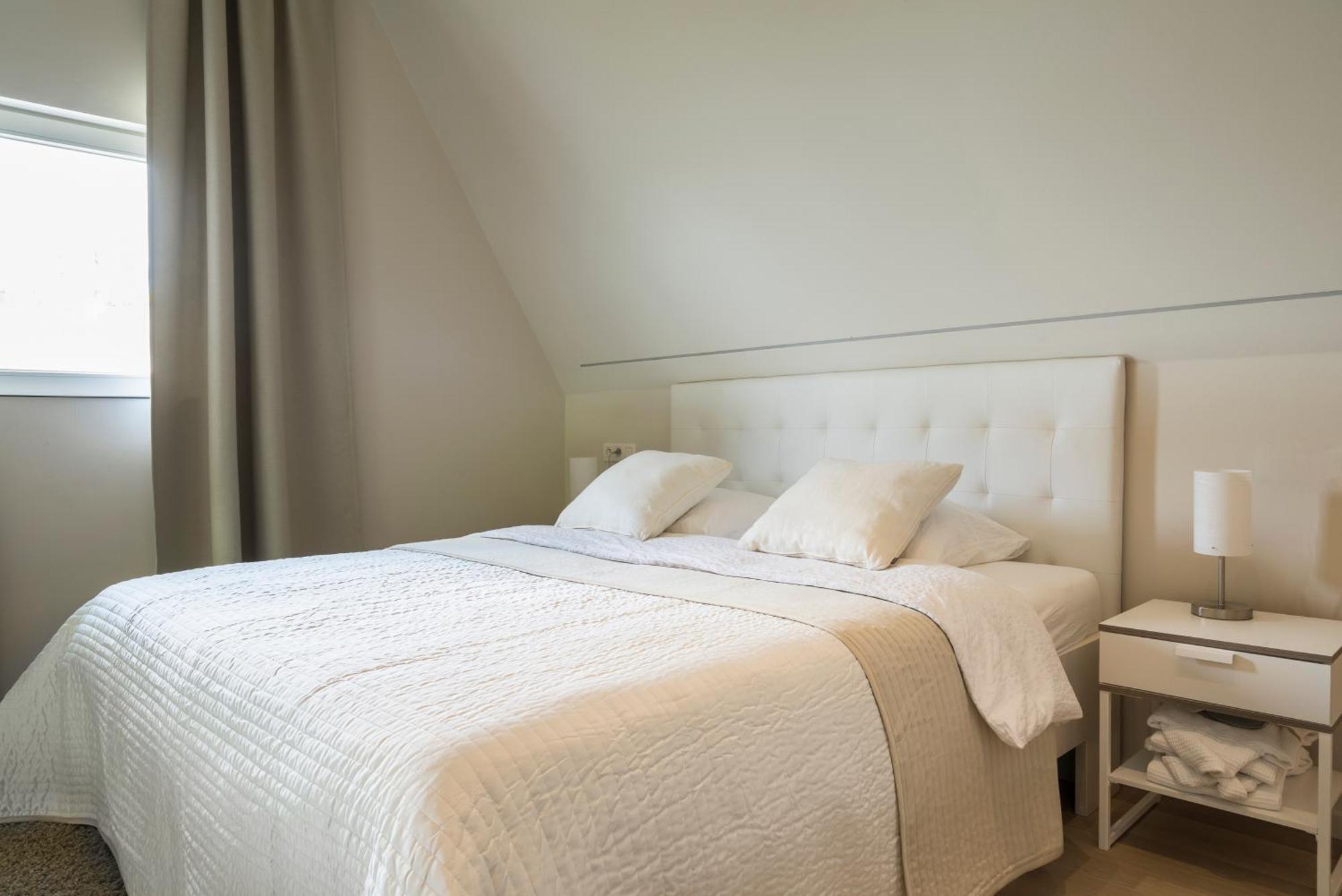 Sint-Coryn Villa Reninge Rom bilde